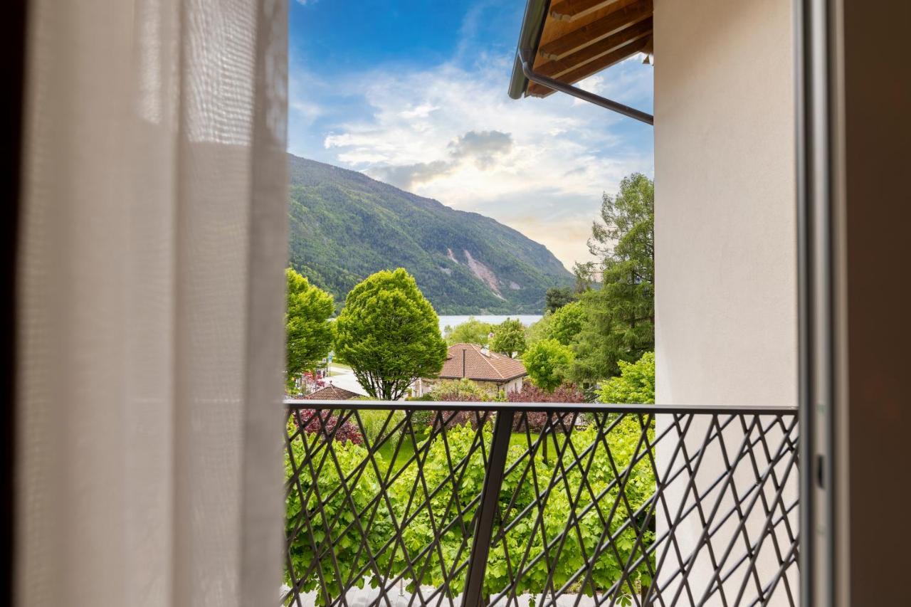 Hotel Lido - Slow & Natural Living Molveno Eksteriør billede
