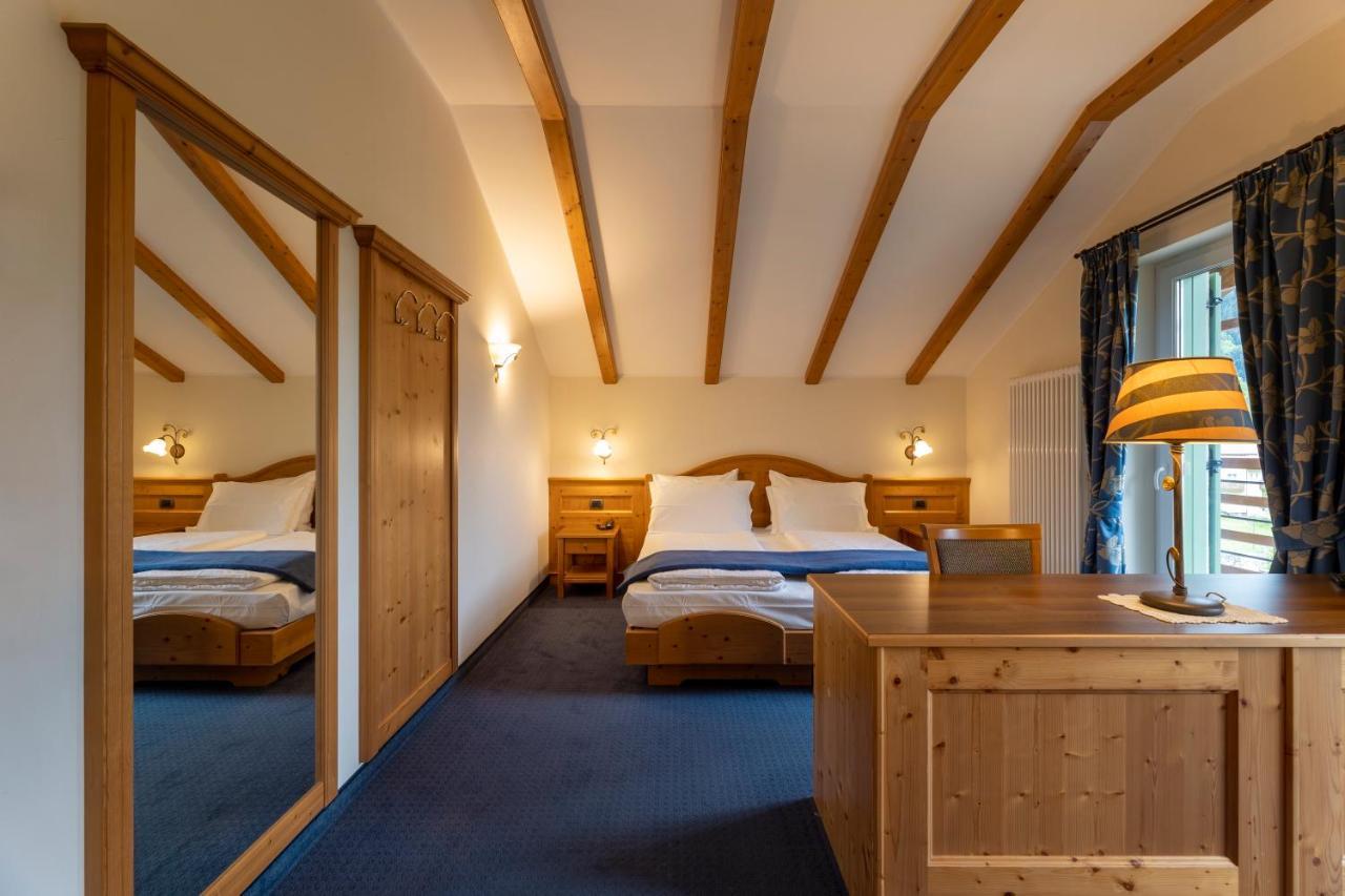 Hotel Lido - Slow & Natural Living Molveno Eksteriør billede
